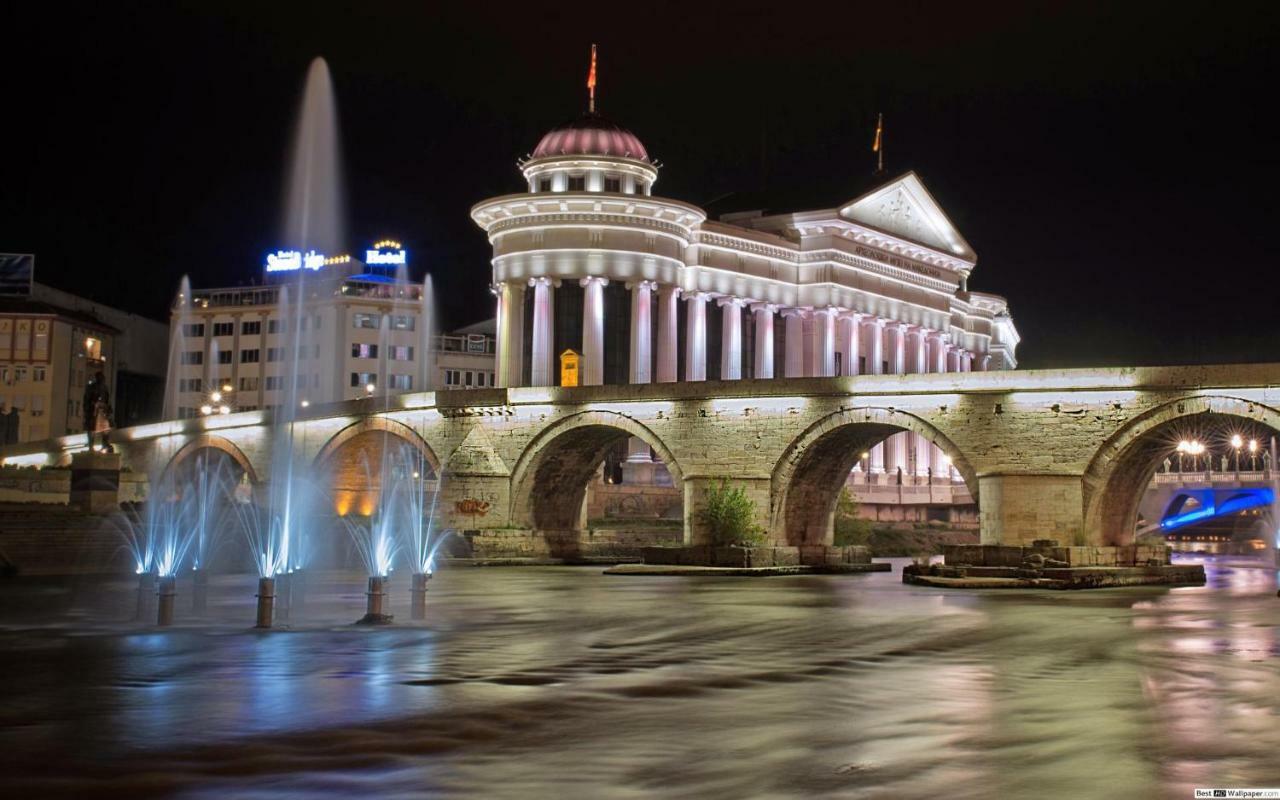 Hotel Square สโกเปีย ภายนอก รูปภาพ